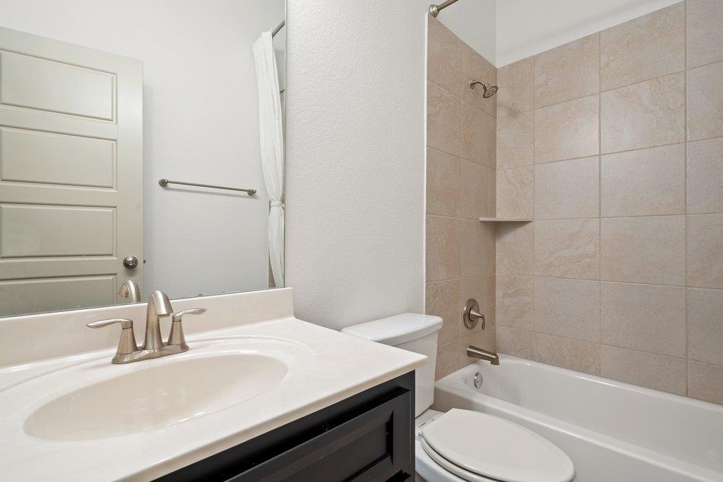 16724 Cory Cactus Drive Austin TX 78738
