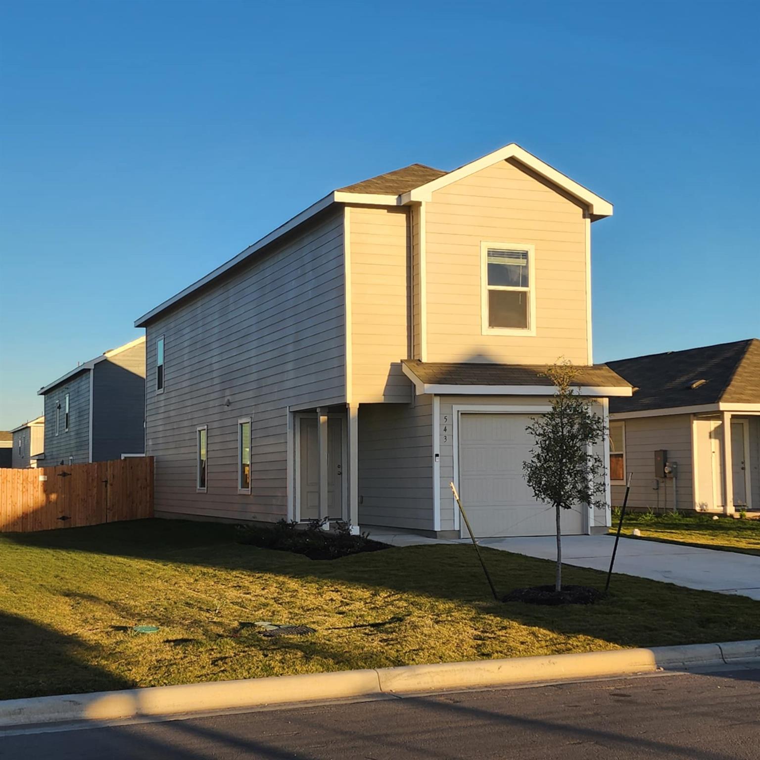 543 Commander Abbott Drive Jarrell TX 76537