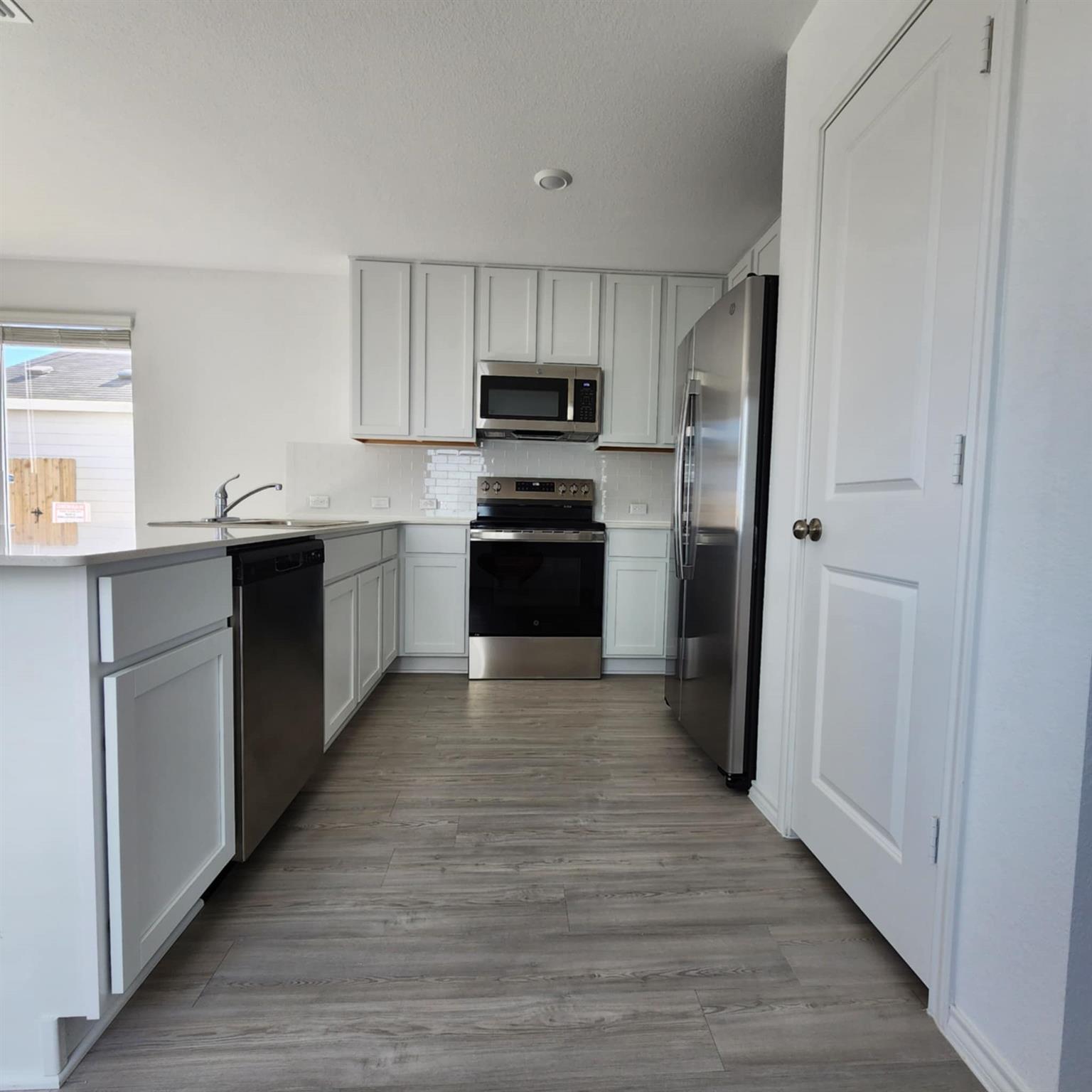 543 Commander Abbott Drive Jarrell TX 76537