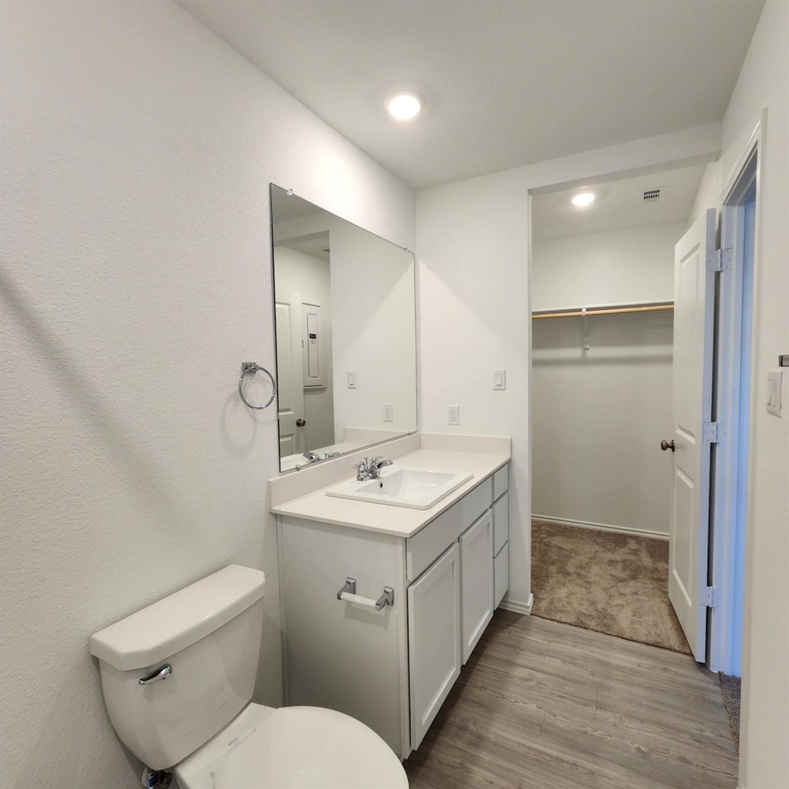 543 Commander Abbott Drive Jarrell TX 76537