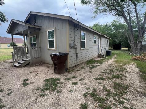 1310 Torres Street Lockhart TX 78644