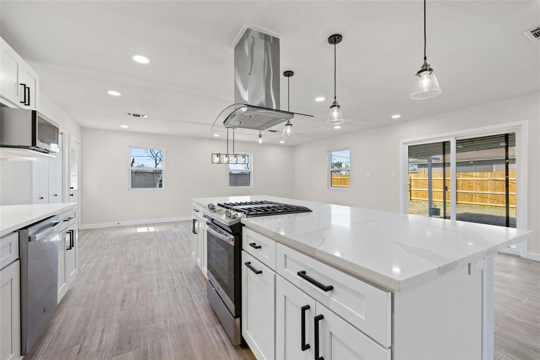 1400 Bellmar Drive Round Rock TX 78664