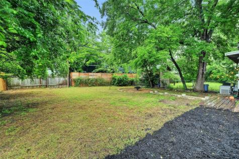 1302 E Saint Johns Avenue Austin TX 78752