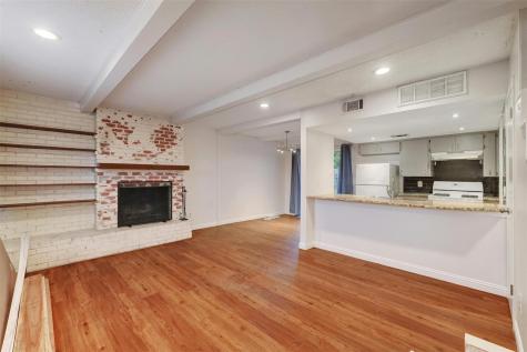 1302 E Saint Johns Avenue Austin TX 78752