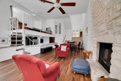 1 Crystal Springs Court The Hills TX 78738