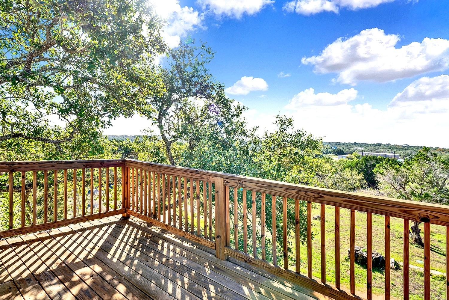 207 Oakwood Loop San Marcos TX 78666