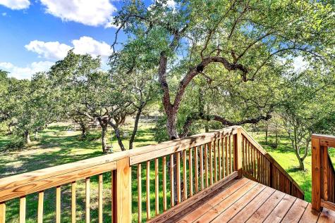 207 Oakwood Loop San Marcos TX 78666