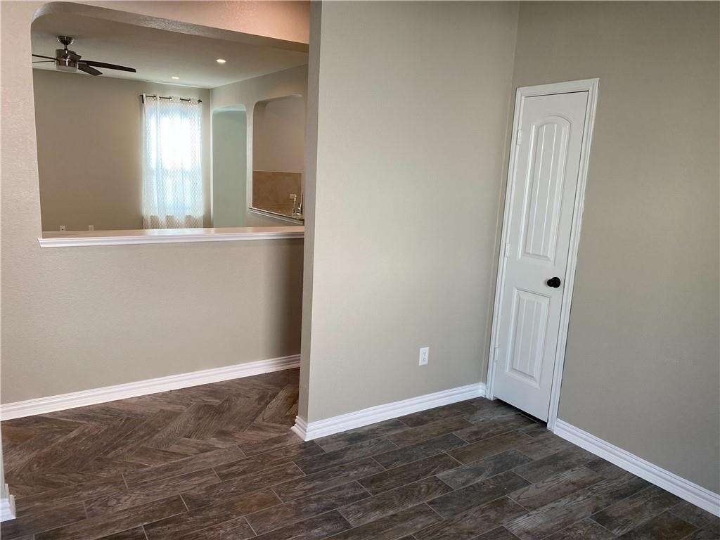 712 Estes Park Taylor TX 76574