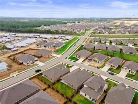 2236 Bravo Pass Leander TX 78641