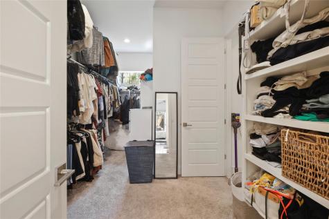 904 Catalpa Street Austin TX 78702