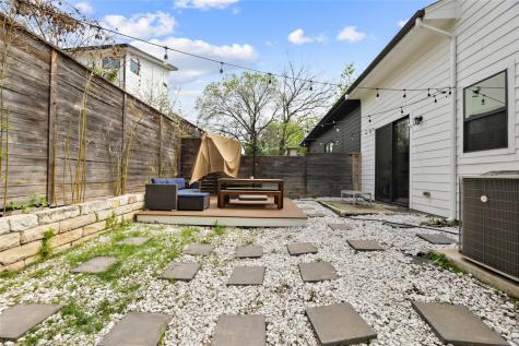 904 Catalpa Street Austin TX 78702
