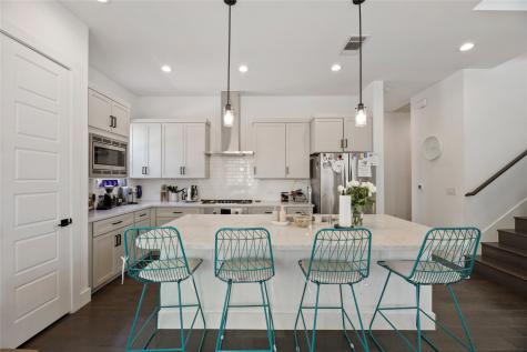 904 Catalpa Street Austin TX 78702