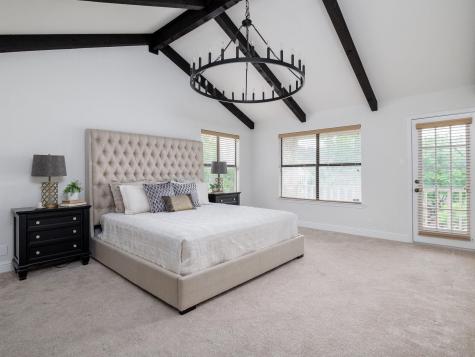 9305 Rolling Oaks Trail Austin TX 78750