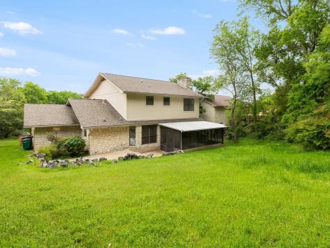 9305 Rolling Oaks Trail Austin TX 78750