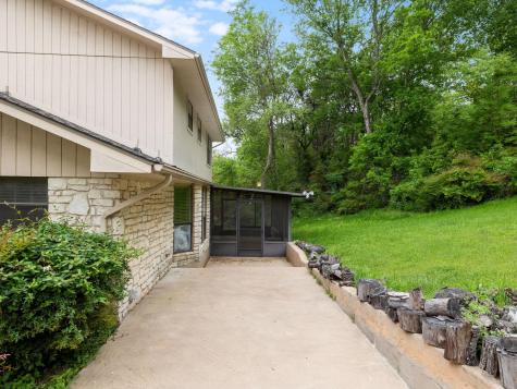 9305 Rolling Oaks Trail Austin TX 78750