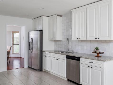 9305 Rolling Oaks Trail Austin TX 78750