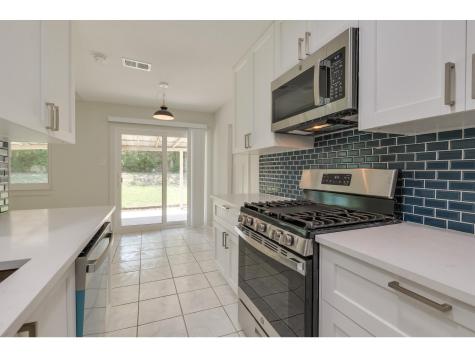 6112 Glen Meadow Drive Austin TX 78745