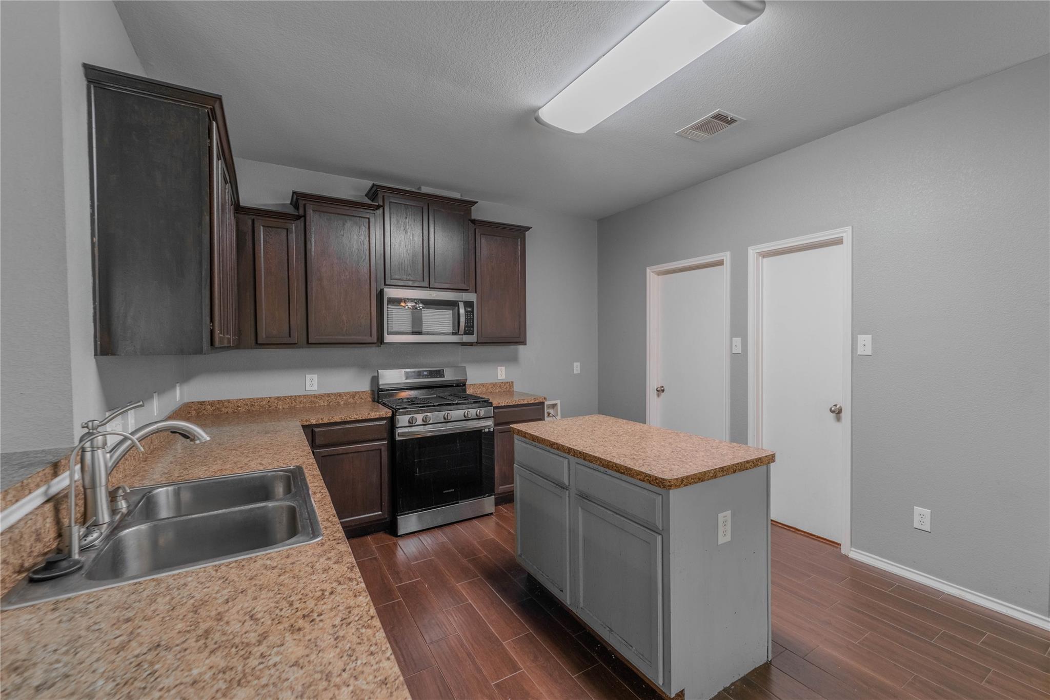 1333 Rainbow Parke Drive Round Rock TX 78665