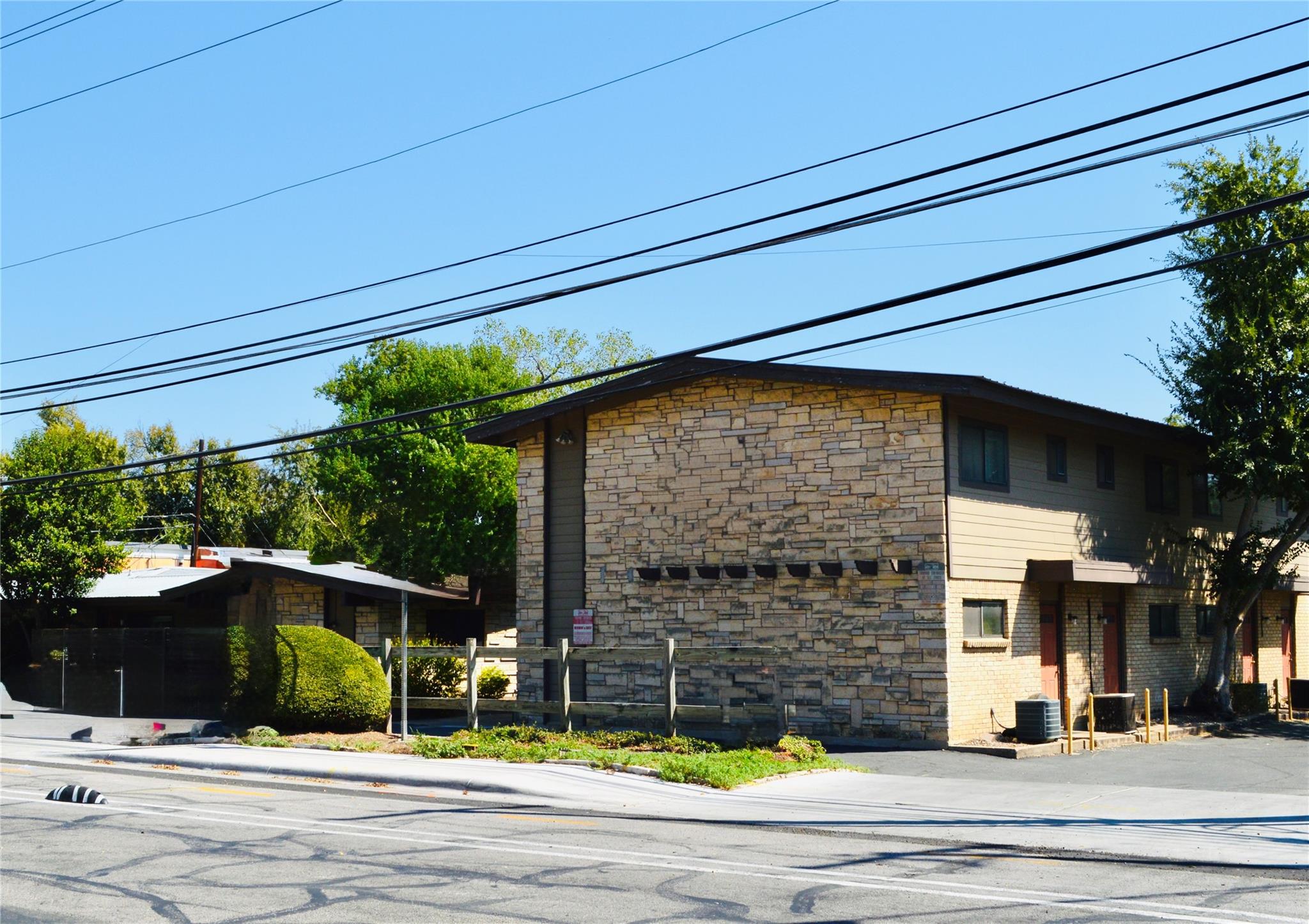 5001 Bull Creek Road Austin TX 78731