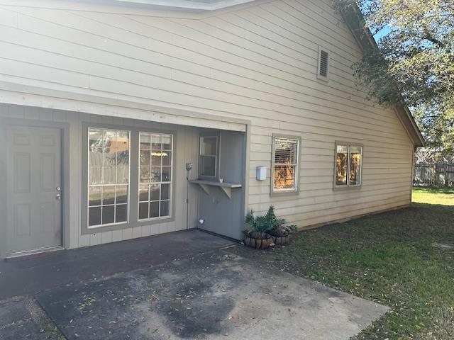 331 Fantail Loop Austin TX 78734