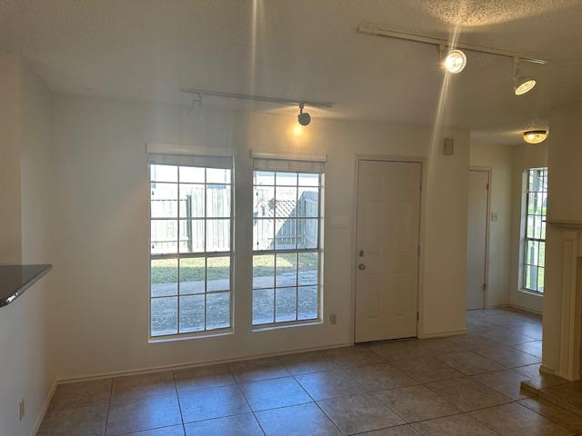331 Fantail Loop Austin TX 78734