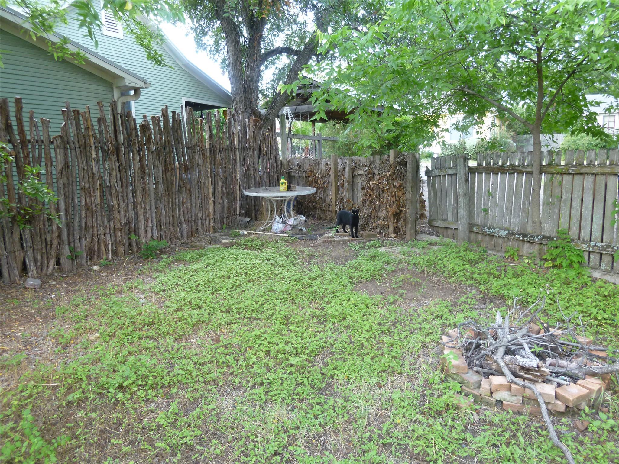 1609 W 11th Street Austin TX 78703