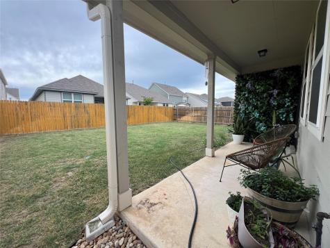 107 Hornbill Drive Hutto TX 78634