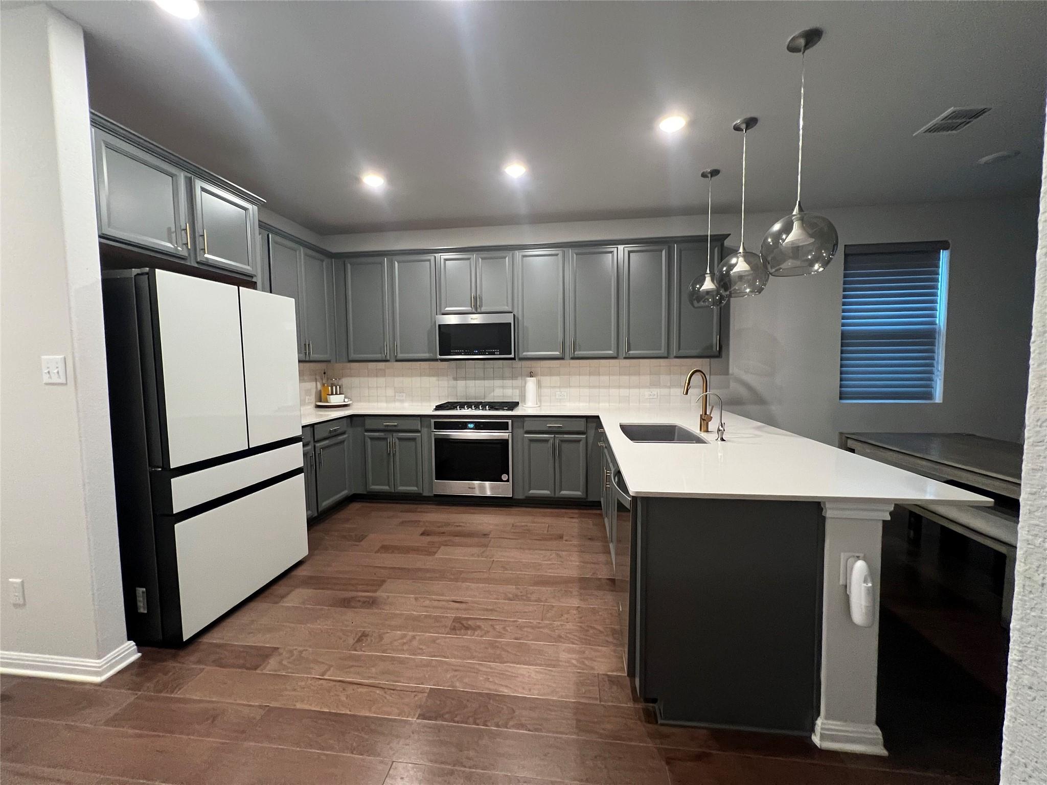 107 Hornbill Drive Hutto TX 78634