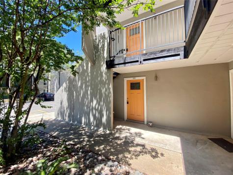 935 La Posada Drive Austin TX 78752