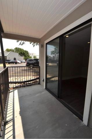 935 La Posada Drive Austin TX 78752