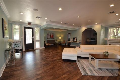 935 La Posada Drive Austin TX 78752