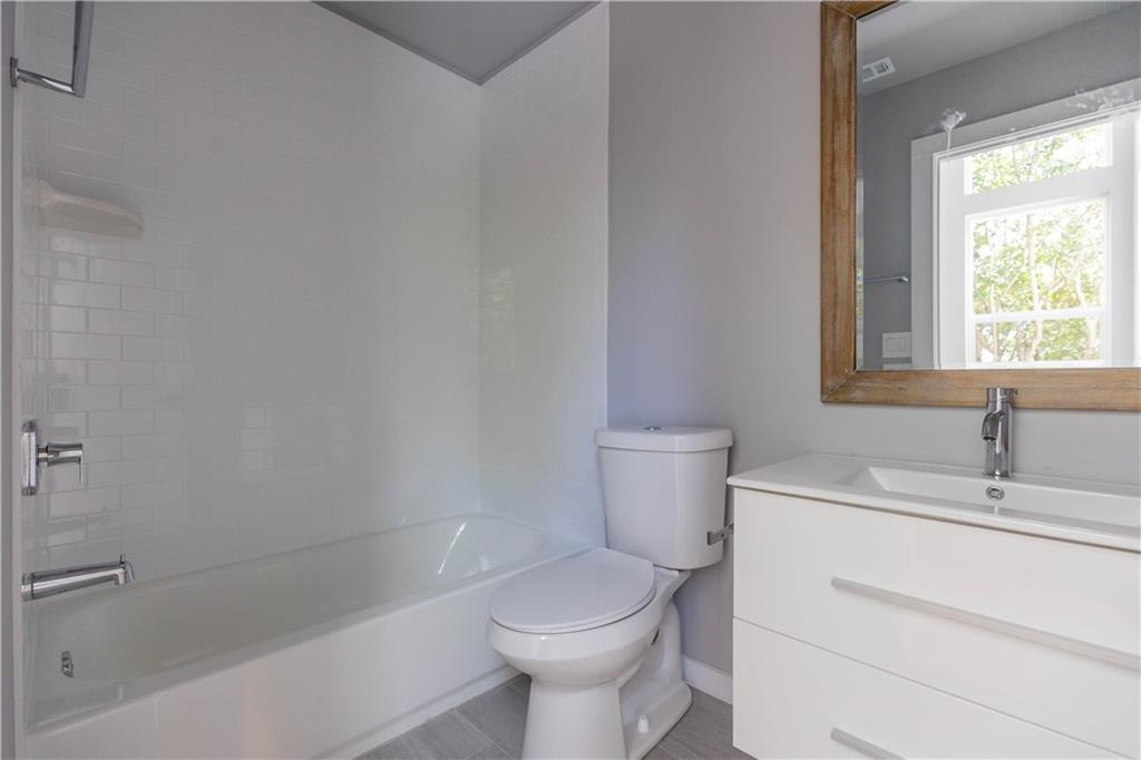 1609 Greenwood Avenue Austin TX 78721