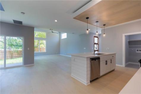 1609 Greenwood Avenue Austin TX 78721