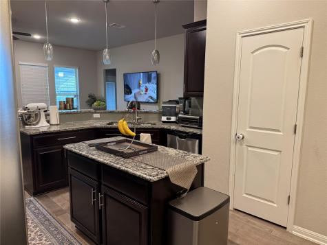 2917 Coral Valley Drive Leander TX 78641