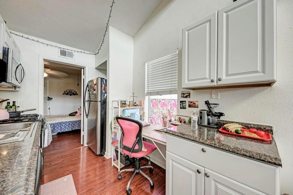 1010 W 23rd Street Austin TX 78705