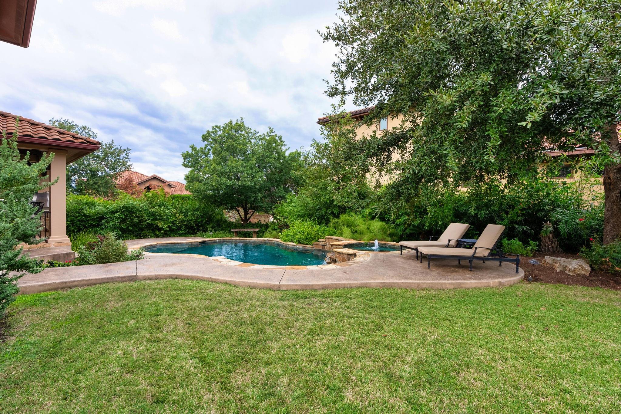 308 Golden Bear Drive Austin TX 78738
