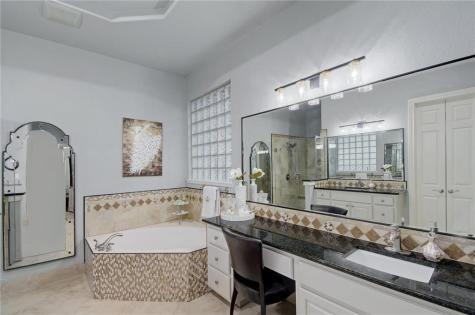 9903 Tree Bend Cove Austin TX 78750