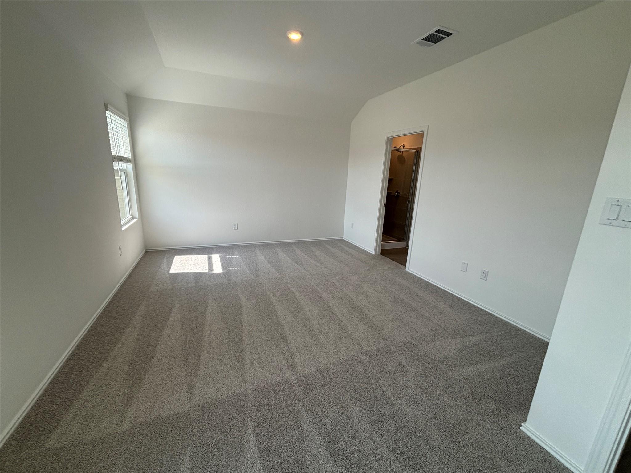 3262 Everett Kyle TX 78640