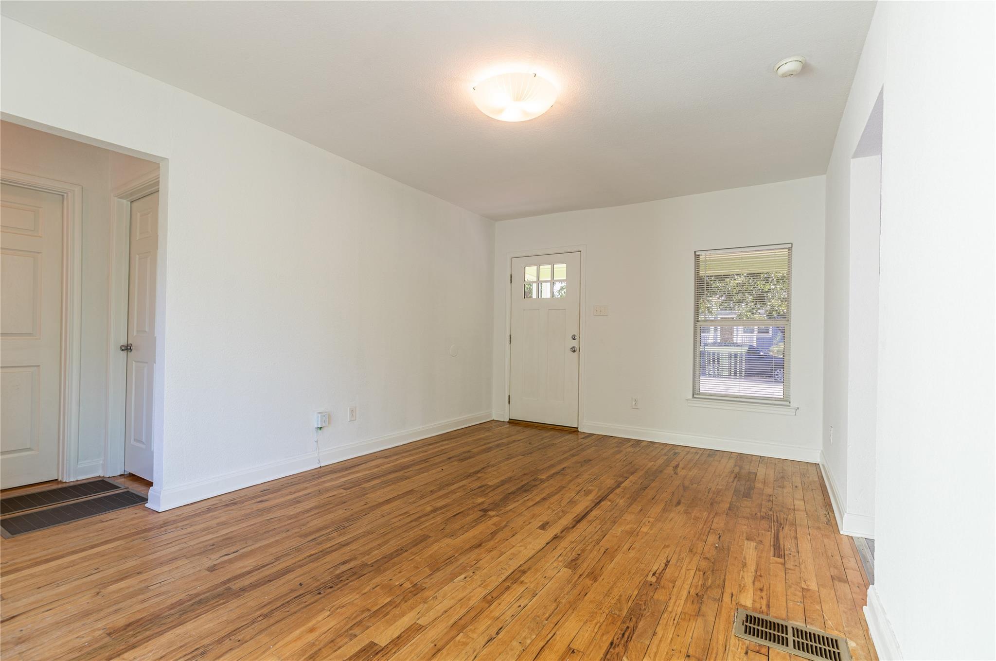 2946 Pannell Street Austin TX 78722