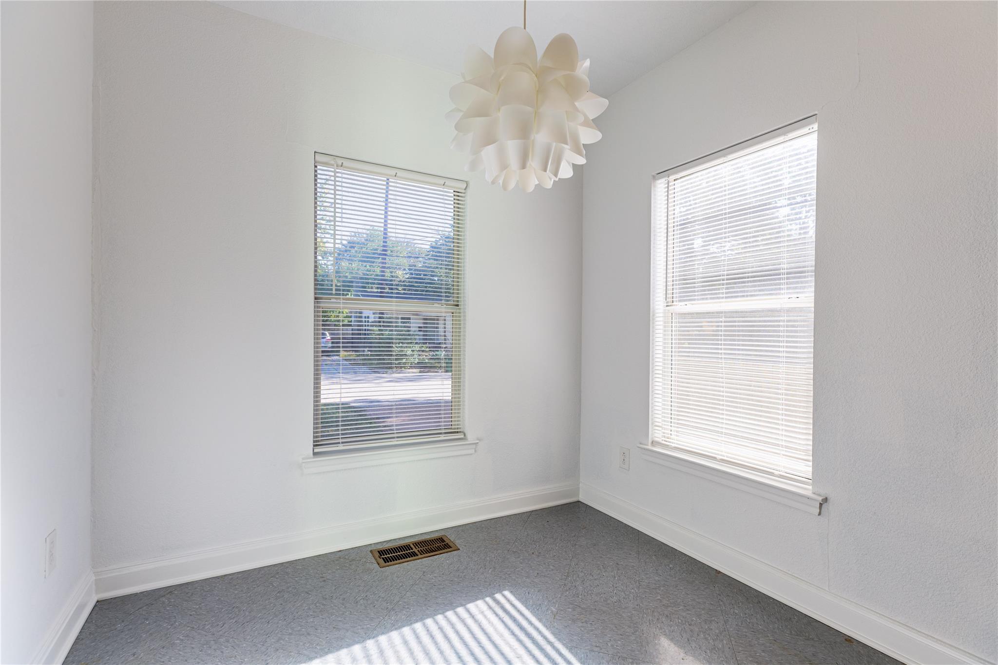 2946 Pannell Street Austin TX 78722