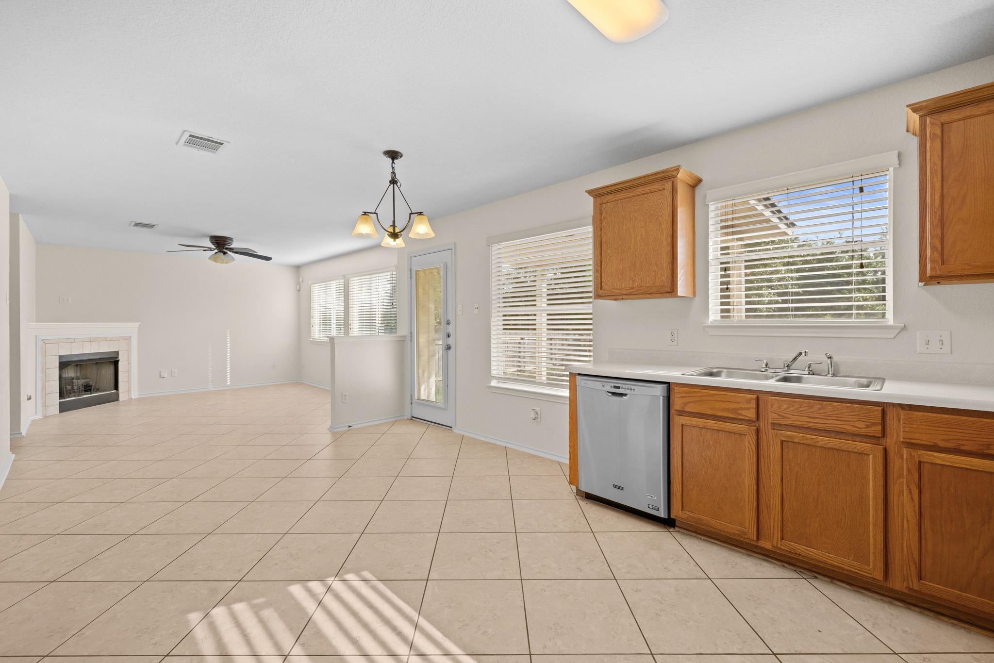 3410 Flowstone Lane Round Rock TX 78681