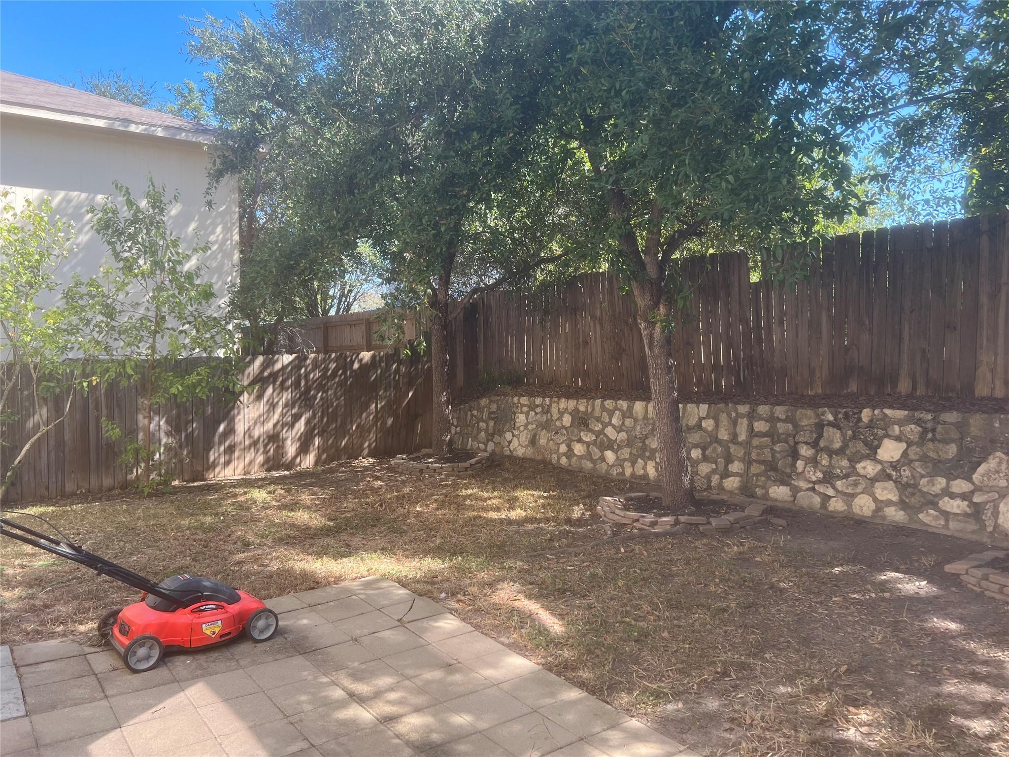 8511 Davis Oaks Trail Austin TX 78748
