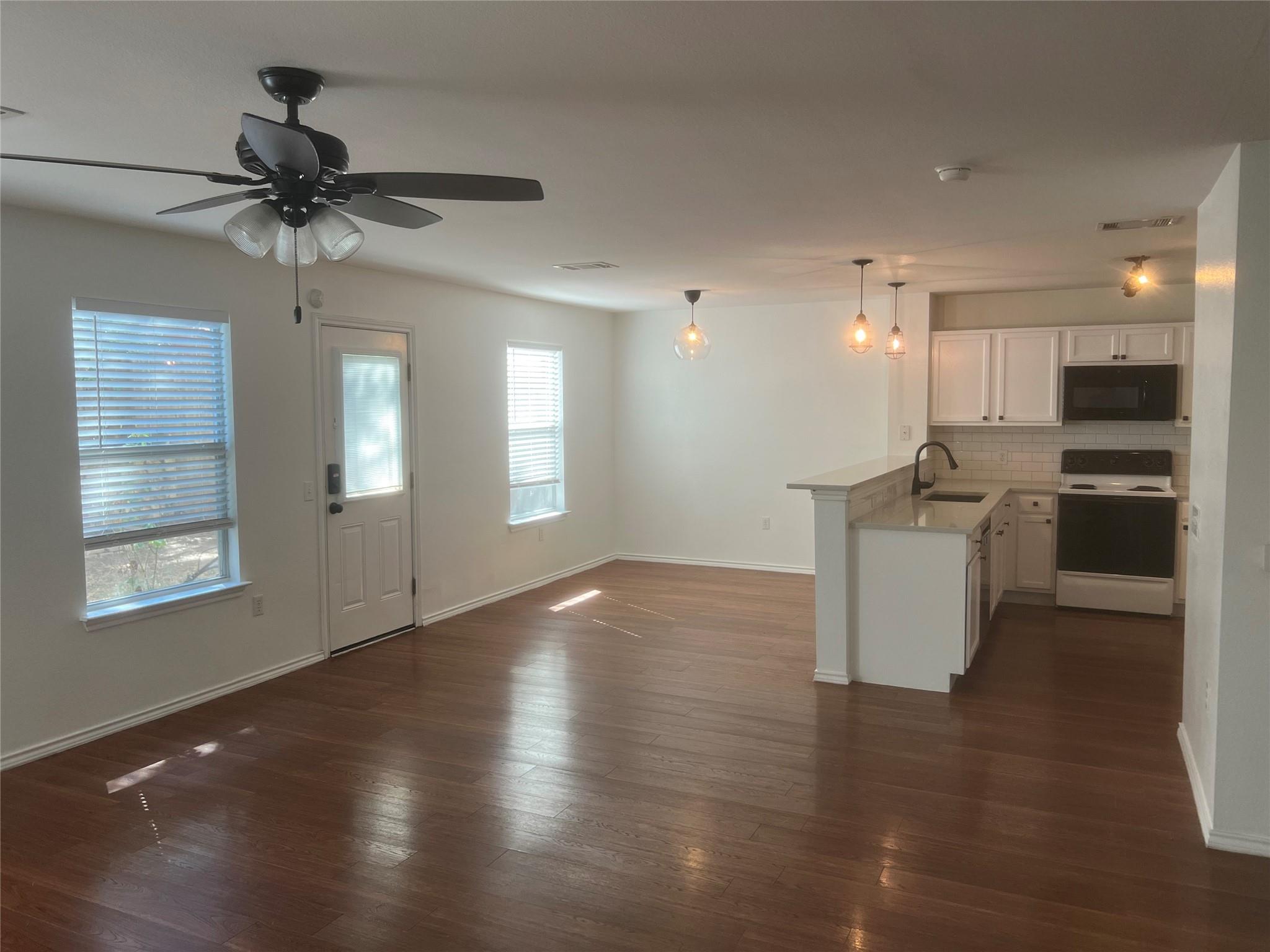 8511 Davis Oaks Trail Austin TX 78748