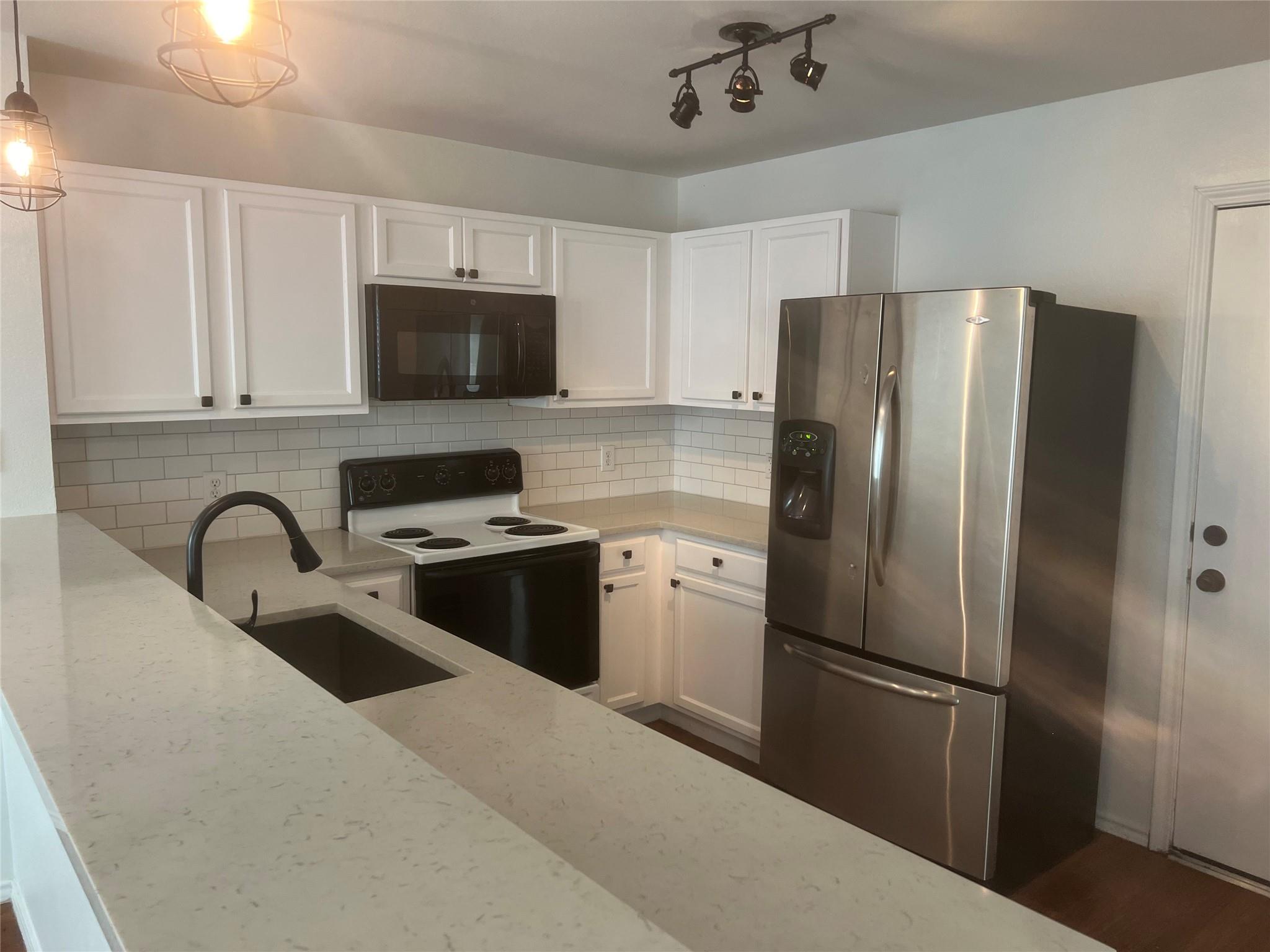 8511 Davis Oaks Trail Austin TX 78748
