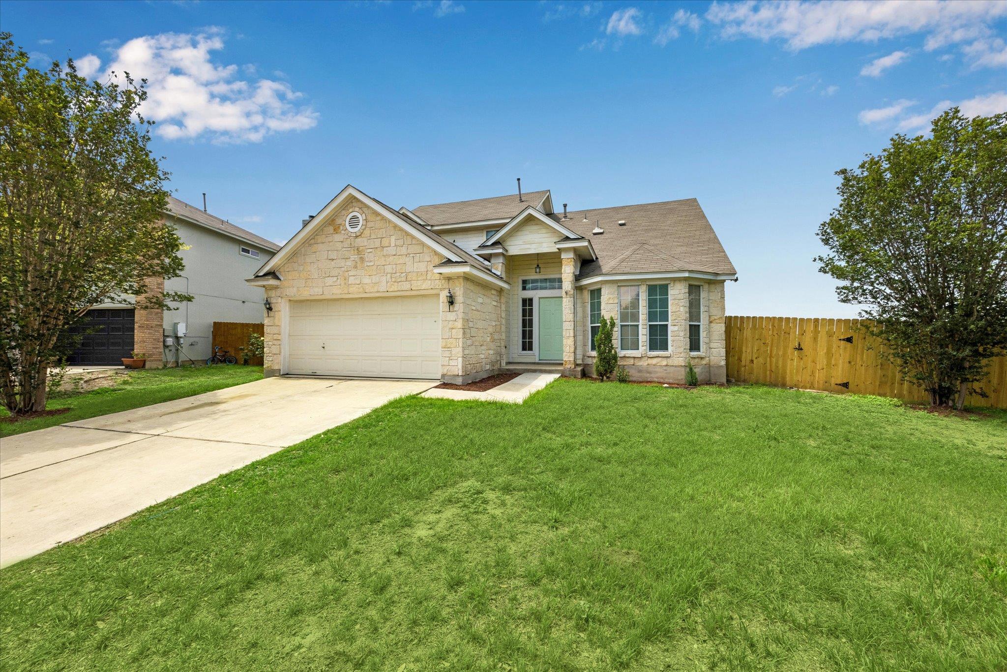 124 Lago Grande Drive Kyle TX 78640