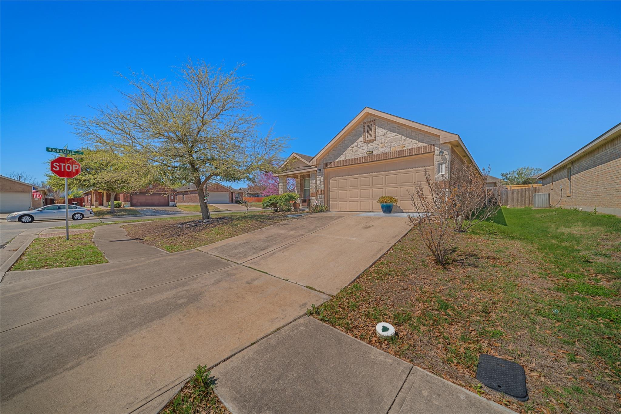 111 Lynn Crest Bend Buda TX 78610