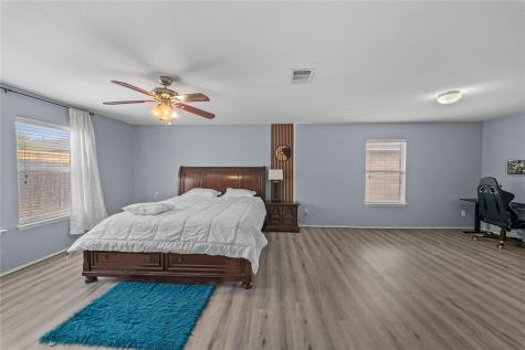 111 Lynn Crest Bend Buda TX 78610