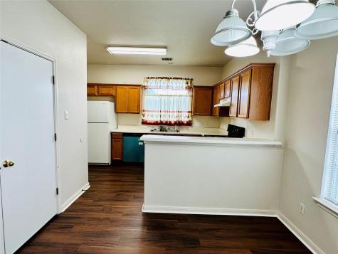 222 Marvin Cove Hutto TX 78634