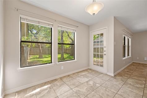 8006 Tuscarora Trail Austin TX 78729