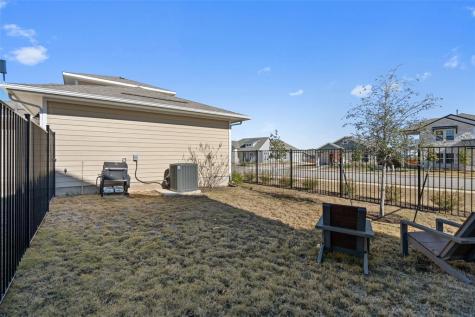 8419 Laughlin Lane Austin TX 78744